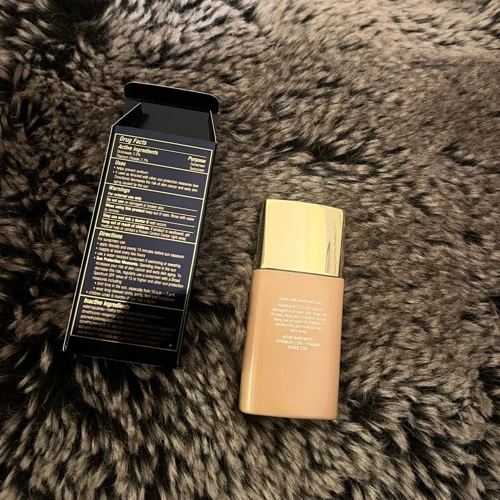 ESTEE LAUDER ~ DOUBLE WEAR SHEER LONG-WEAR MAKEUP ~ 3N2 Wheat